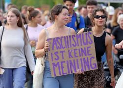 Wegen Gegenprotest Kein Auftritt Von Hoecke In Jena 14